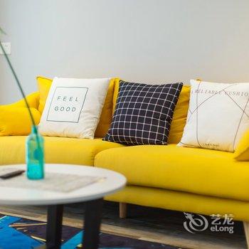 重庆梧栖公寓(中国历史文化名街雕塑分店)酒店提供图片