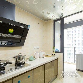 重庆梧栖公寓(中国历史文化名街雕塑分店)酒店提供图片