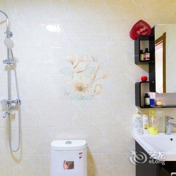 西安洛洛熊特色民宿(鑫龙公园壹号分店)酒店提供图片