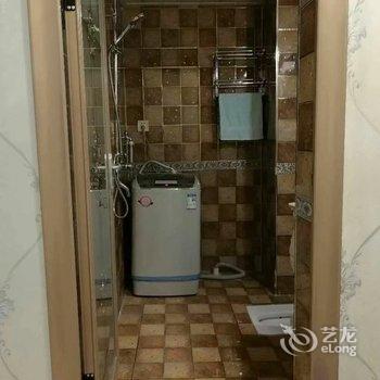 重庆2号线大溪沟一线江景近解放碑/洪崖洞公寓(重庆大轰炸惨案遗址分店)酒店提供图片