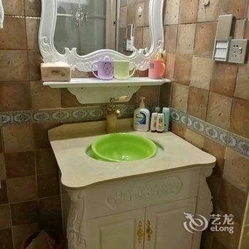 重庆2号线大溪沟一线江景近解放碑/洪崖洞公寓(重庆大轰炸惨案遗址分店)酒店提供图片