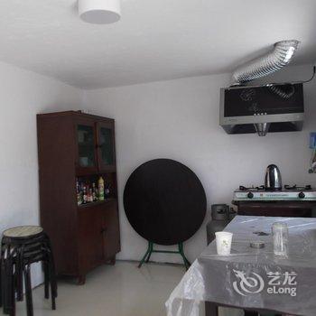 登瀛别苑民宿(青岛百雀林观光园店)酒店提供图片