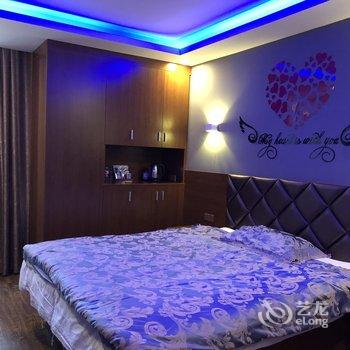 重庆姜德琼公寓(江涌翠堤亲水公园分店)酒店提供图片