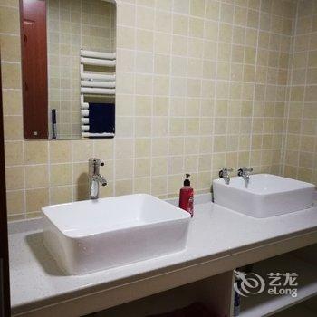青岛亚家别墅酒店提供图片