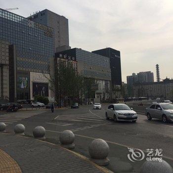 西安市南门城墙外民宿地铁永宁门站石头妈(体育馆东路分店)酒店提供图片