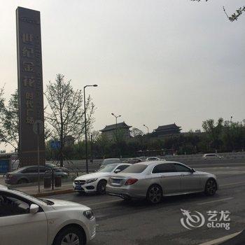 西安市南门城墙外民宿地铁永宁门站石头妈(体育馆东路分店)酒店提供图片