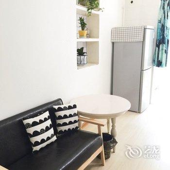 西安市南门城墙外民宿地铁永宁门站石头妈(体育馆东路分店)酒店提供图片