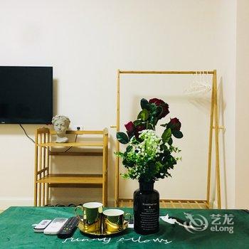 西安赵赵公寓(岳家寨村分店)酒店提供图片