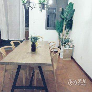 西安vivi家城市生活民宿(27路公交调度站分店)酒店提供图片