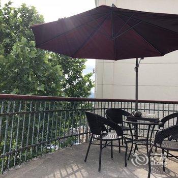 青岛陌陌花开度假别墅(齐东路分店)酒店提供图片