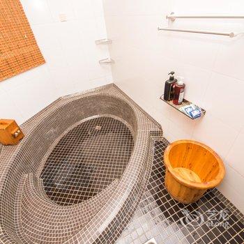 梦屋蓝泉别墅(青岛温泉度假村店)酒店提供图片