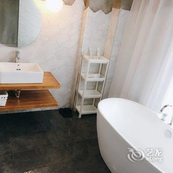 重庆张程公寓(佳想安善美术馆分店)酒店提供图片