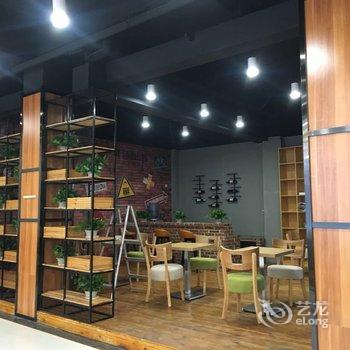 武隆格子酒店酒店提供图片