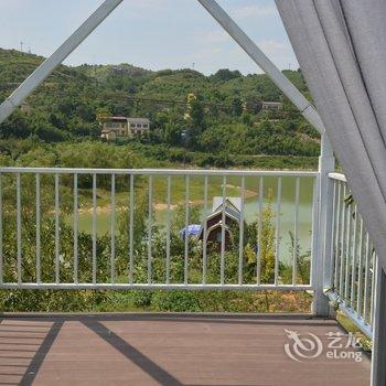 重庆花间别院特色民宿酒店提供图片