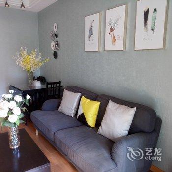 重庆遇见——怦然心动公寓(金渝郊野公园分店)酒店提供图片