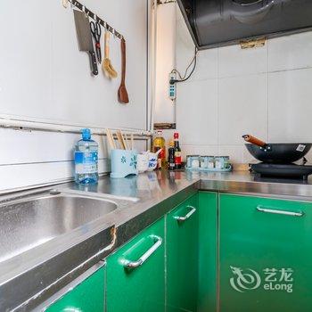 青岛鱼山阁客栈(青岛海底世界分店)酒店提供图片