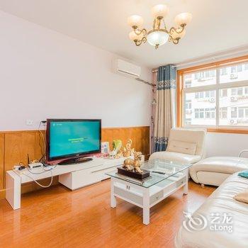 青岛青城居客公寓(孔维克艺术馆分店)酒店提供图片