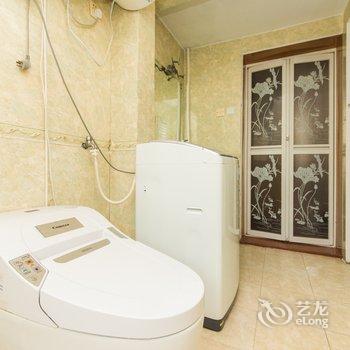 青岛青城居客公寓(孔维克艺术馆分店)酒店提供图片