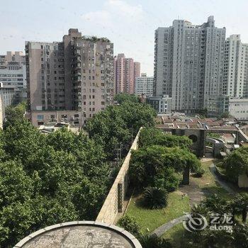 纳兰煜霖公寓(上海襄阳南路店)酒店提供图片