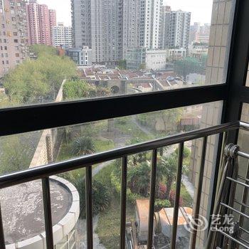 纳兰煜霖公寓(上海襄阳南路店)酒店提供图片