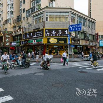 情苏酒店式公寓(上海金陵东路店)酒店提供图片