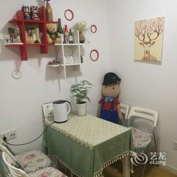 西安纹绣之家公寓(大白杨路分店)酒店提供图片