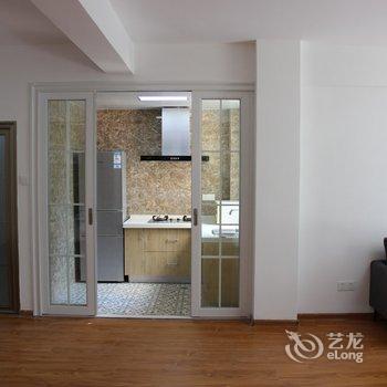 福州万有引力公寓(象峰村分店)酒店提供图片