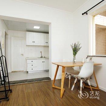 重庆山城雅居公寓(重庆大轰炸惨案遗址分店)酒店提供图片