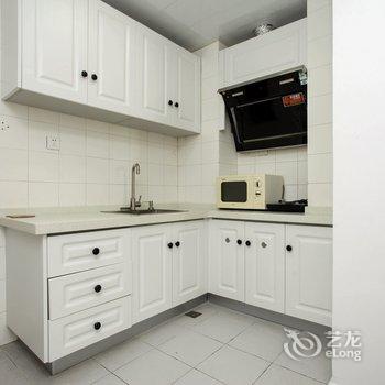重庆山城雅居公寓(重庆大轰炸惨案遗址分店)酒店提供图片
