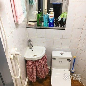 树上骑个猴公寓(青岛欢乐岛儿童乐园店)酒店提供图片
