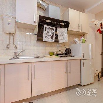 成都大尾巴小熊公寓(尹昌衡公馆分店)酒店提供图片
