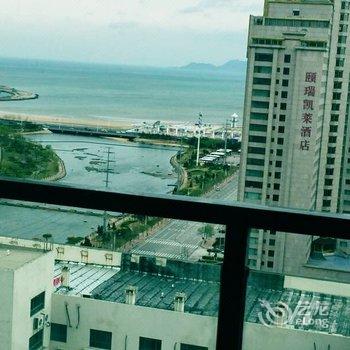 青岛小鱼儿'shome公寓(黄岛区政府会议中心分店)酒店提供图片