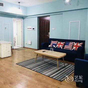 成都偏安人家公寓(全年红红木艺术馆分店)酒店提供图片