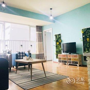 成都偏安人家公寓(全年红红木艺术馆分店)酒店提供图片