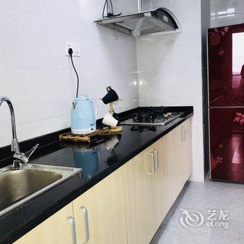 成都偏安人家公寓(全年红红木艺术馆分店)酒店提供图片
