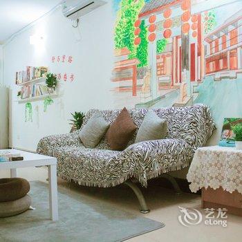 重庆简·行民宿(渝中区通远门旅游景区分店)酒店提供图片