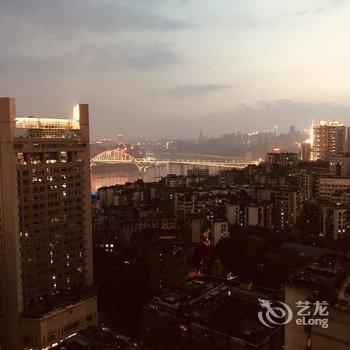 重庆简·行民宿(渝中区通远门旅游景区分店)酒店提供图片