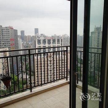 重庆宣姿公寓(龙塔村分店)酒店提供图片