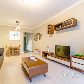 成都鹿鹿小屋公寓(绮霞园分店)酒店提供图片
