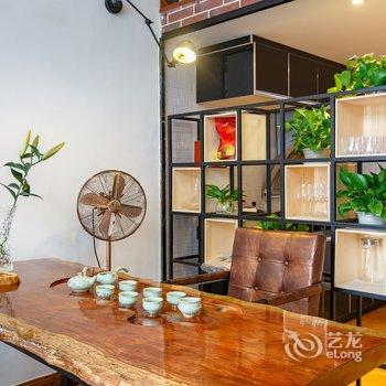 广州喧嚣中的一缕宁静公寓(长岗街分店)酒店提供图片