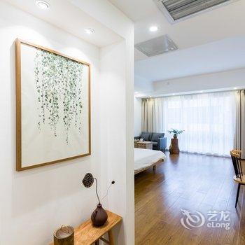 重庆小鸣公寓酒店提供图片