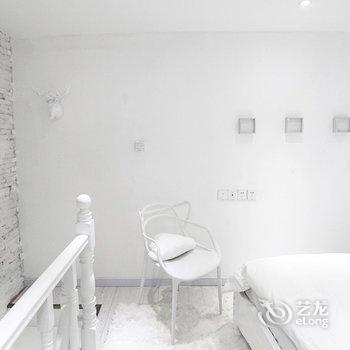 上海后窗日租民宿(绍兴路分店)酒店提供图片