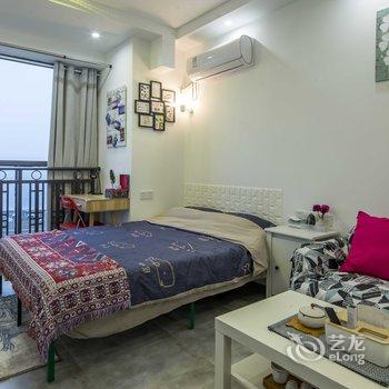 重庆薇疯徐徐徐公寓(美心洋人街-观光索道分店)酒店提供图片