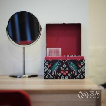 重庆薇疯徐徐徐公寓(美心洋人街-观光索道分店)酒店提供图片