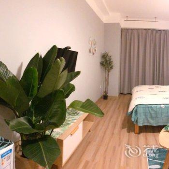 成都猪小佩奇公寓(古中市街西口分店)酒店提供图片