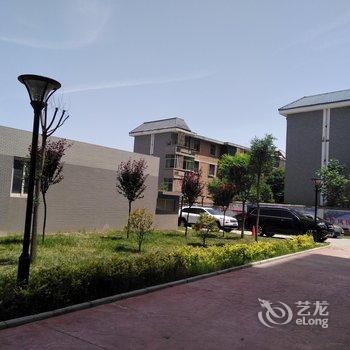 西安华清池爱琴海温泉旁雅舍公寓(秦唐大道分店)酒店提供图片
