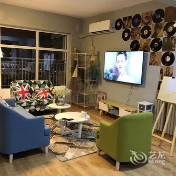 青岛AA静思语YY公寓酒店提供图片