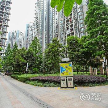 重庆冯小姐姐公寓酒店提供图片