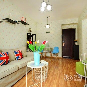 重庆冯小姐姐公寓酒店提供图片