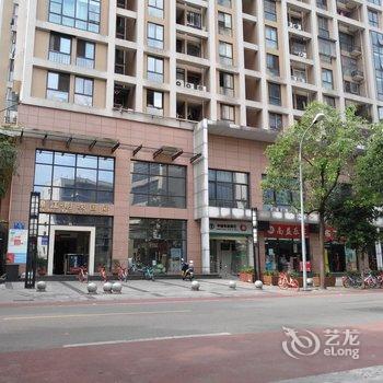 成都天府广场地铁口绝佳旅游位置温馨双大床房公寓(儿童乐园分店)酒店提供图片